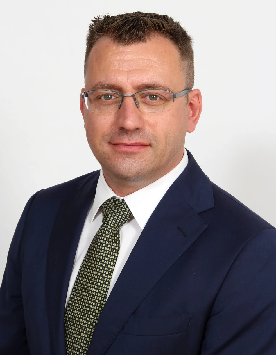 Mr Alfredo Tonsi, Consultant Colorectal and General Surgeon